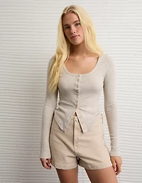 T-shirt gaufré à boutons et manches longues AE