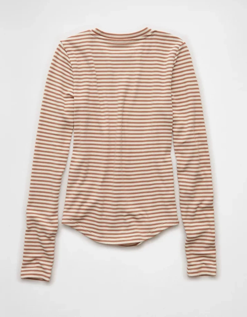 AE Long Sleeve Cozy Crew Neck T-Shirt