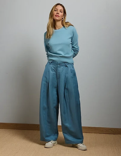 AE77 Premium Cashmere Sweater