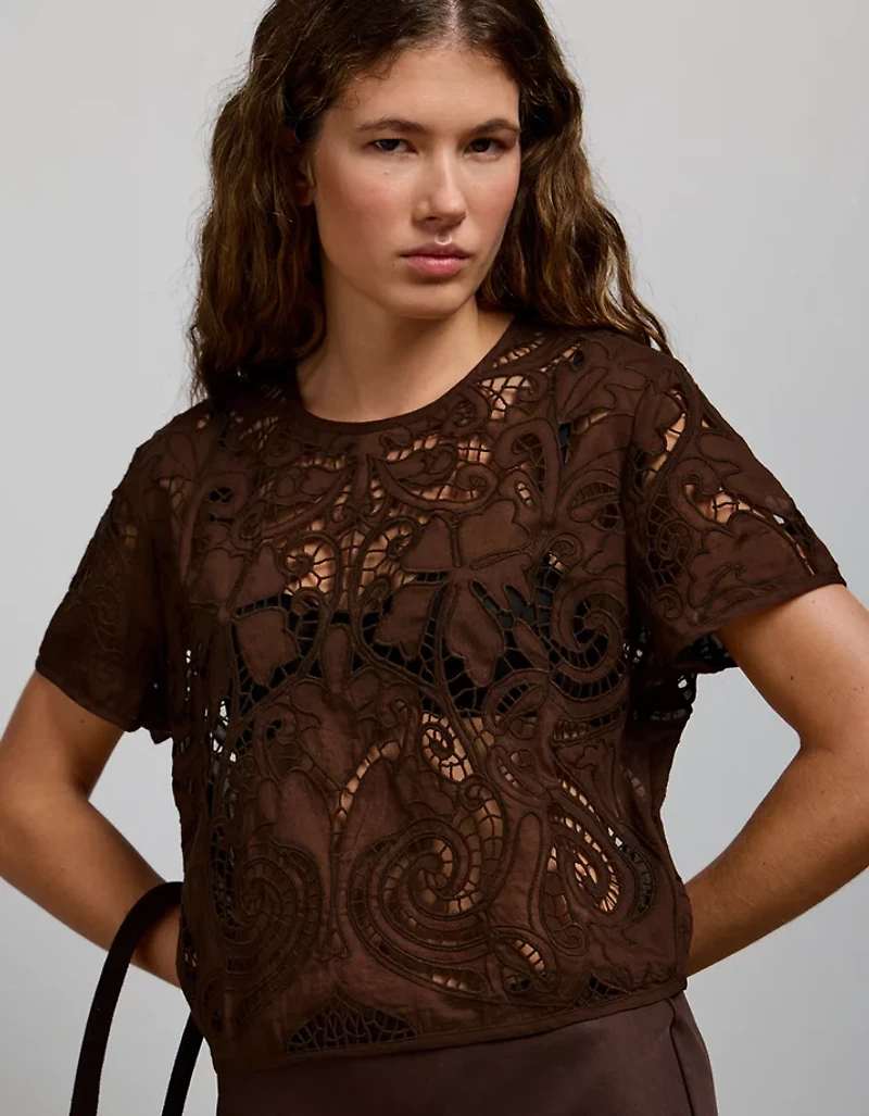 T-shirt en dentelle haut de gamme AE77