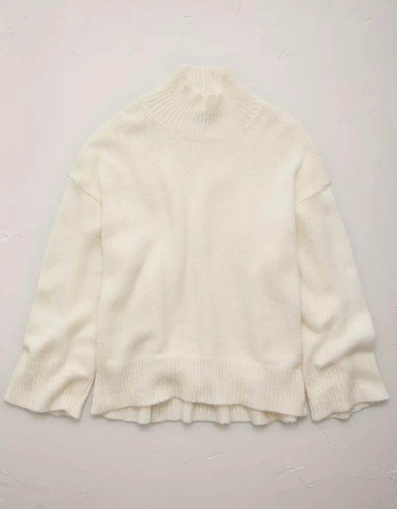 AE77 Turtleneck Sweater