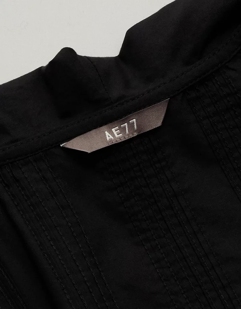 Blouse à encolure en V et volants AE77