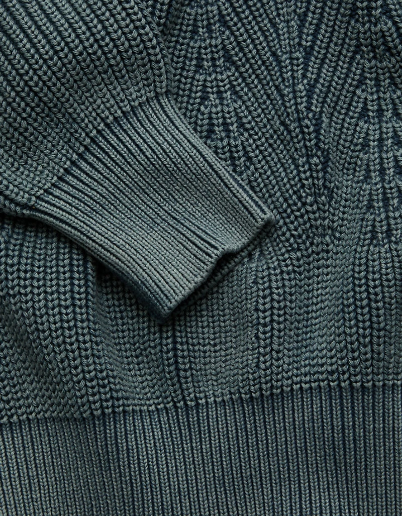 AE77 Open-Back Shaker Stitch Sweater