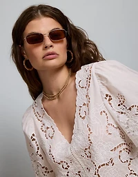 Blouse à manches courtes en dentelle avec œillets AE77