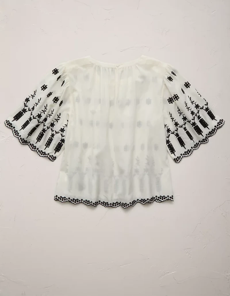 AE77 Embroidered Bell Sleeve Blouse