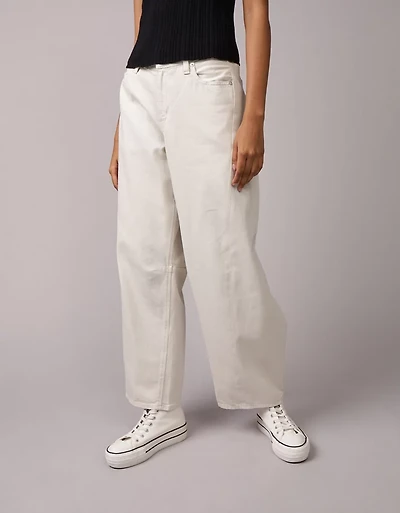 Jean à coupe tonneau Drapé de rêve rigide et extensible AE