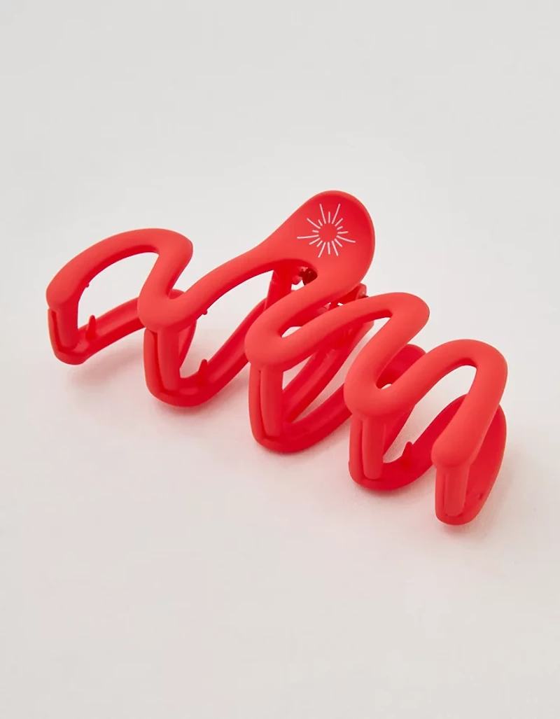 OFFLINE By Aerie Wavy Claw Clip