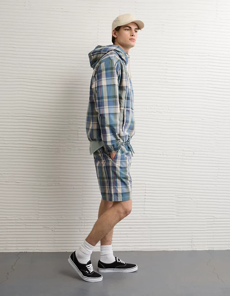 AE 7" Lived-In Trekker Short