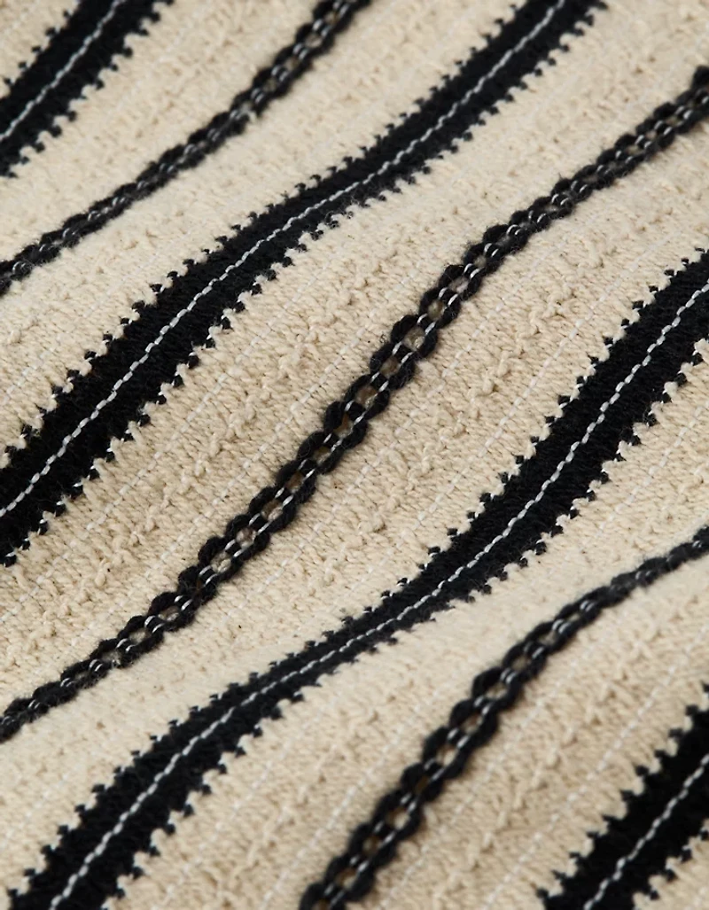 AE 7" Lived-In Trekker Short