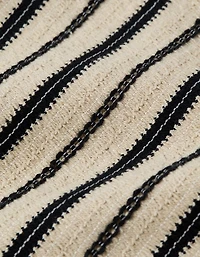 AE 7" Lived-In Trekker Short