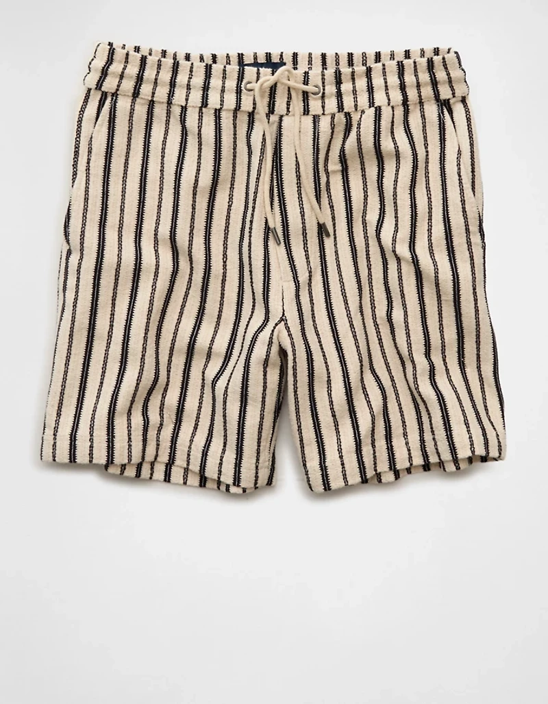 AE 7" Lived-In Trekker Short