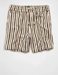 AE 7" Lived-In Trekker Short