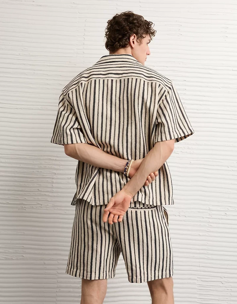 AE 7" Lived-In Trekker Short