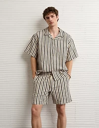 AE 7" Lived-In Trekker Short