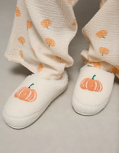AE Pumpkin Scuff Slipper