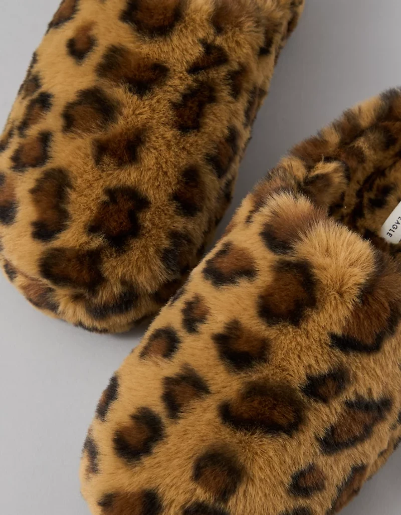 AE Leopard Slipper