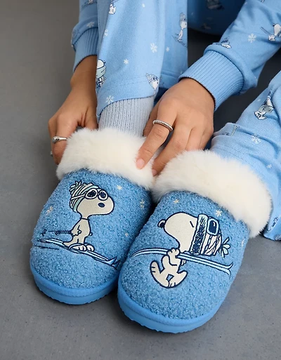 AE Snoopy Ski Scuff Slipper