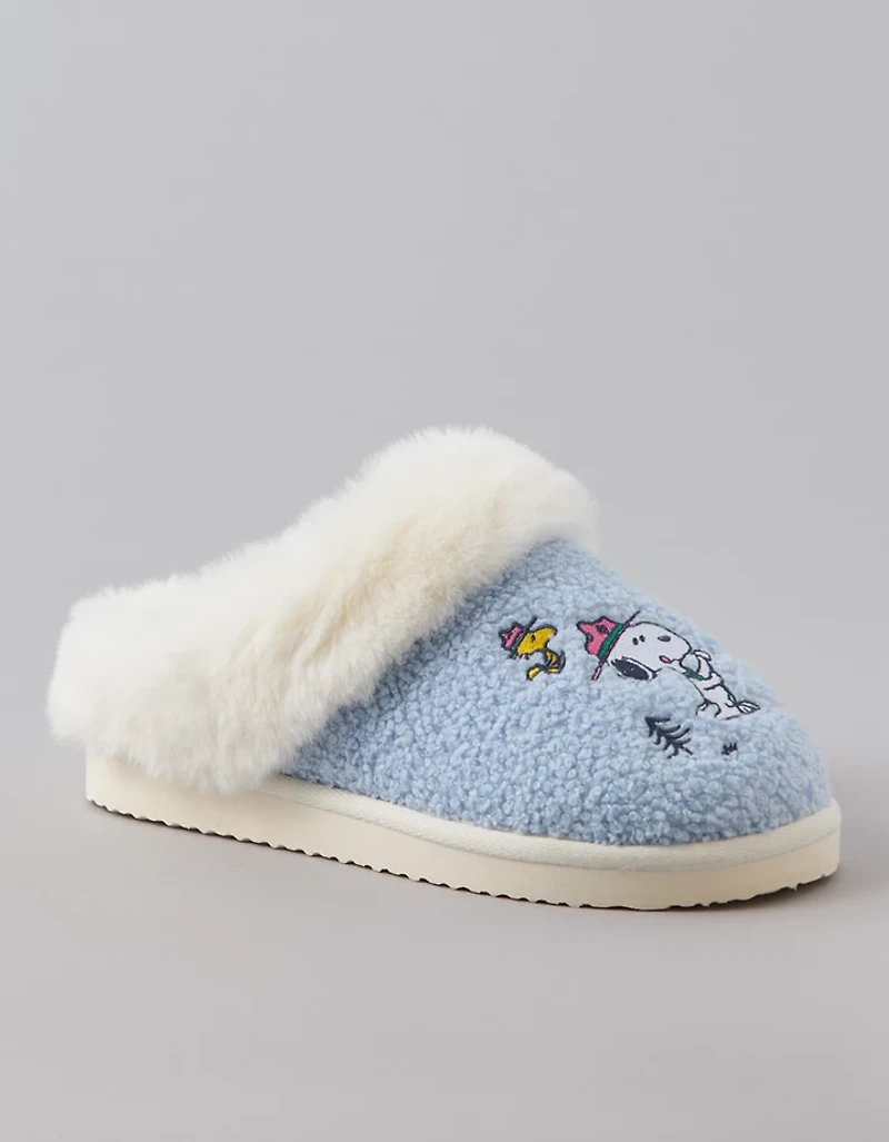 AE Camp Snoopy Scuff Slipper