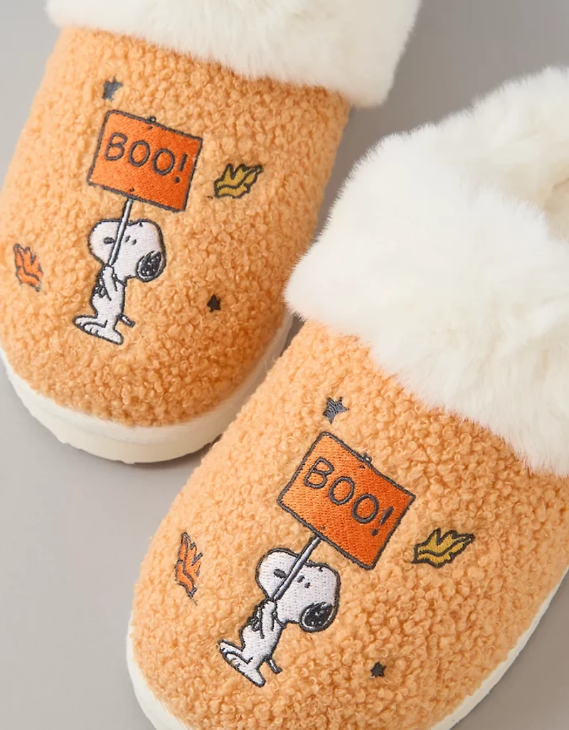 AE Snoopy Boo! Scuff Slipper
