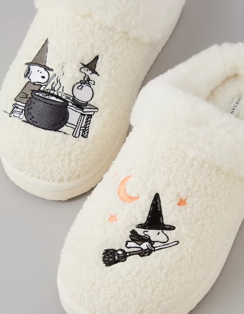 AE Snoopy Potions Scuff Slipper