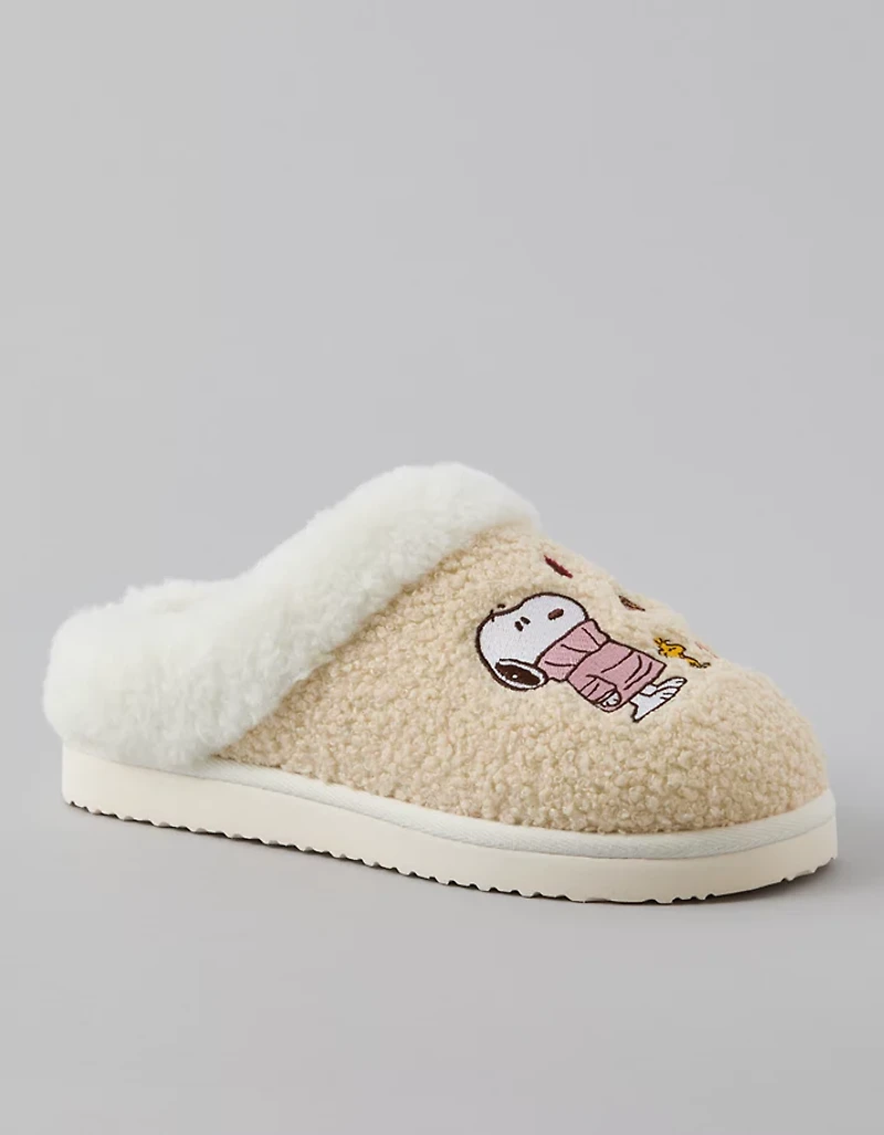 AE Snoopy Sweater Scuff Slipper