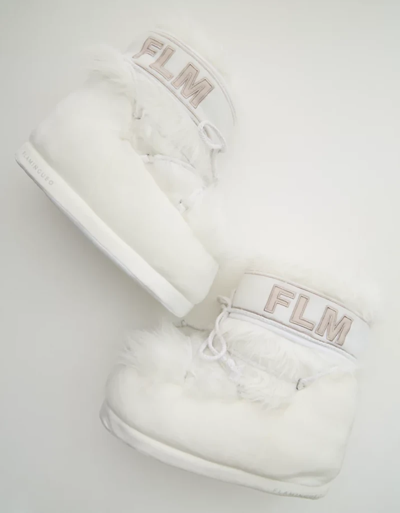 Flamingueo Giant Bootie Slippers