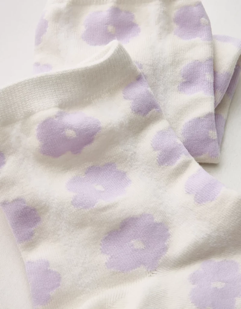 Aerie Puffy Daisy Pointelle Quarter Socks