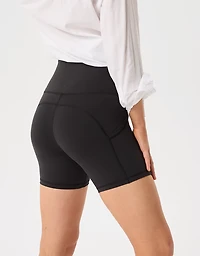 OFFLINE By Aerie The Hugger High Waisted 5" Pocket Bike Short