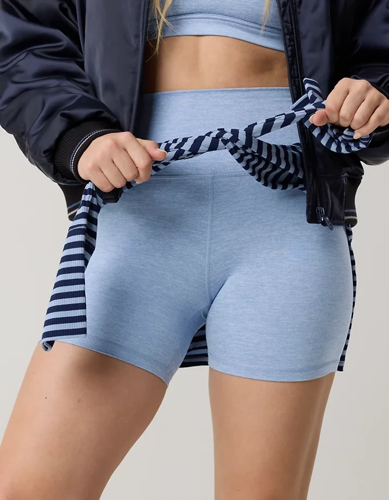 OFFLINE By Aerie The Hugger 5" Bike Short