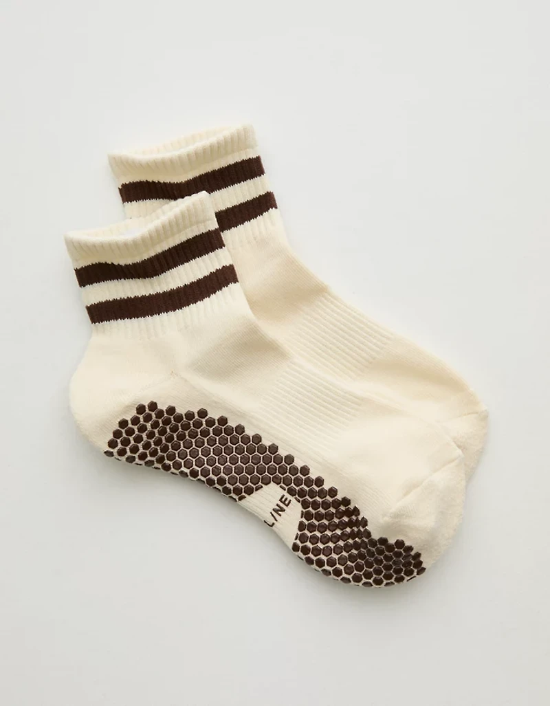 OFFLINE By Aerie x LUCKY HONEY Boyfriend Grip Socks
