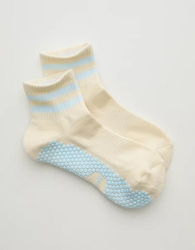 OFFLINE By Aerie x LUCKY HONEY Boyfriend Grip Socks