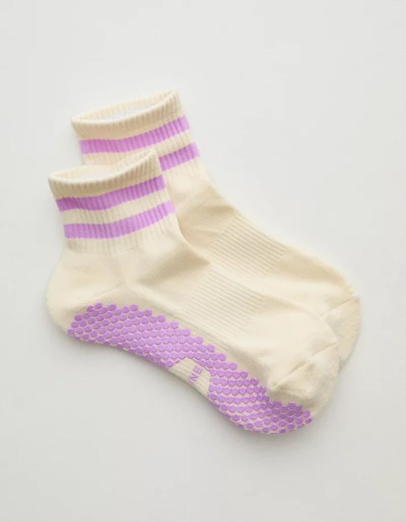 OFFLINE By Aerie x LUCKY HONEY Boyfriend Grip Socks