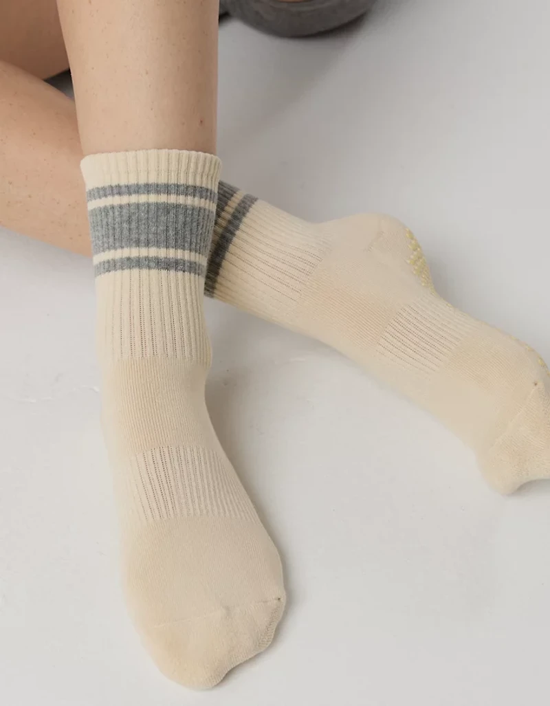 LUCKY HONEY Crew Grip Socks