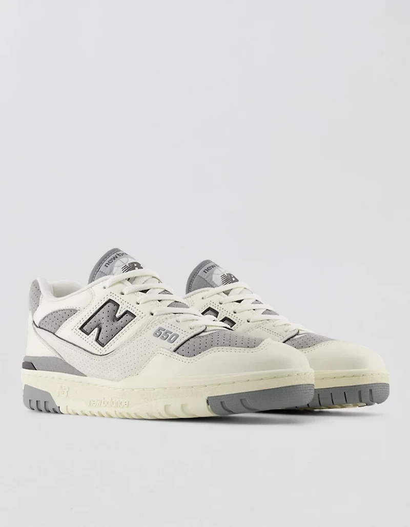 New Balance Men's 550 Sneaker