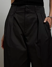 AE77 Premium Cropped Trouser