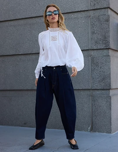 AE77 Premium Pleated Barrel Jean