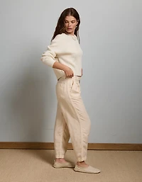 AE77 High-Waisted Tapered Linen-Blend Pant