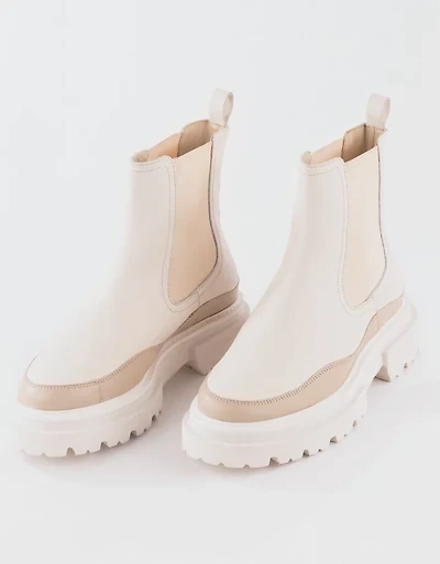 Seychelles Women's Savor the Moment Chelsea Boot