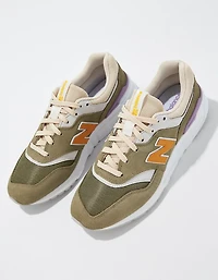New Balance Women's 997H Sneaker