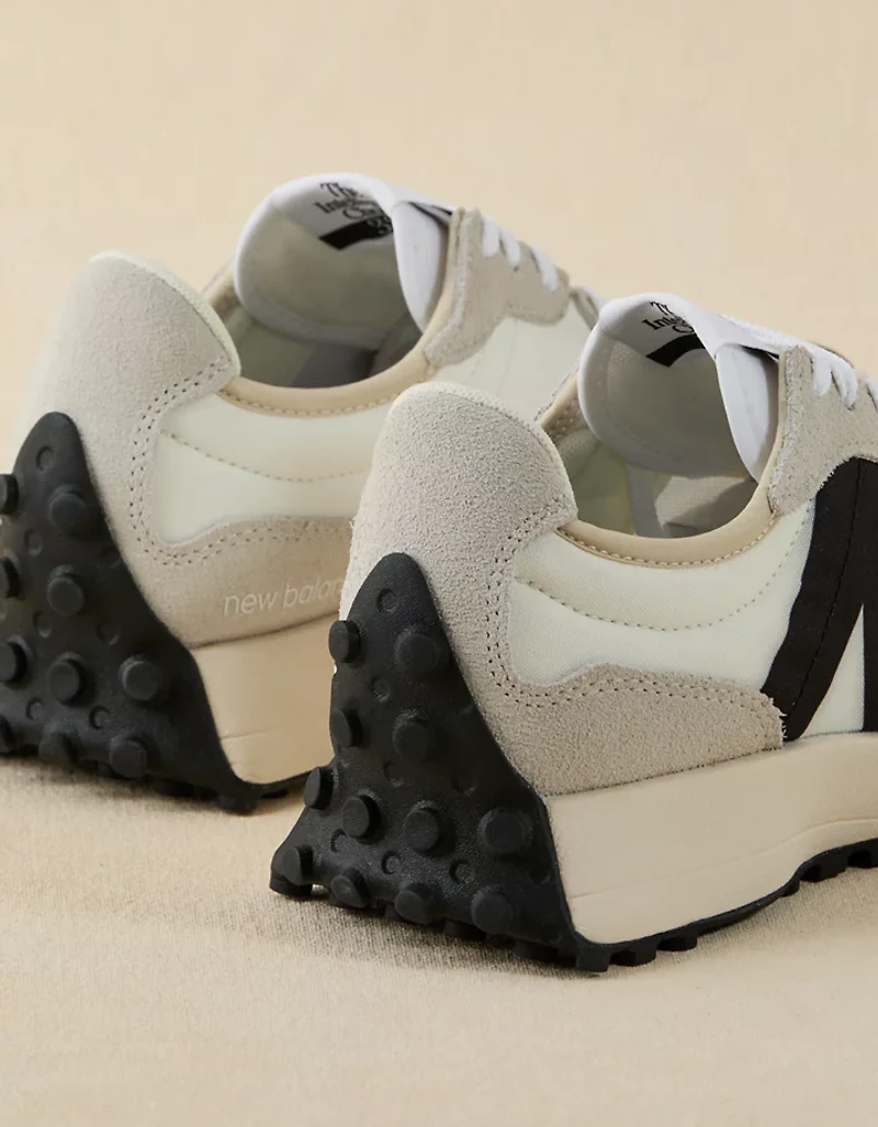 New Balance 327 Sneaker