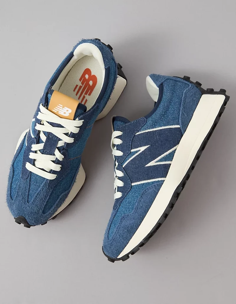 New Balance Women's 327 Sneaker