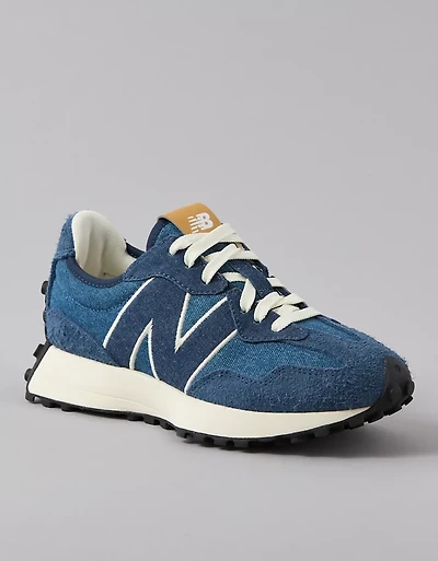 New Balance Women's 327 Sneaker