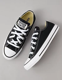 Converse Chuck Taylor All Star Low-Top Sneaker