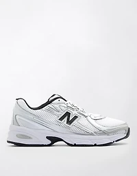 New Balance Women's 740 Sneaker