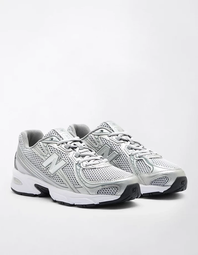 New Balance Women's 740 Sneaker