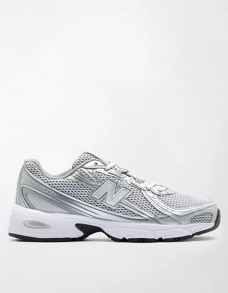 New Balance Women's 740 Sneaker