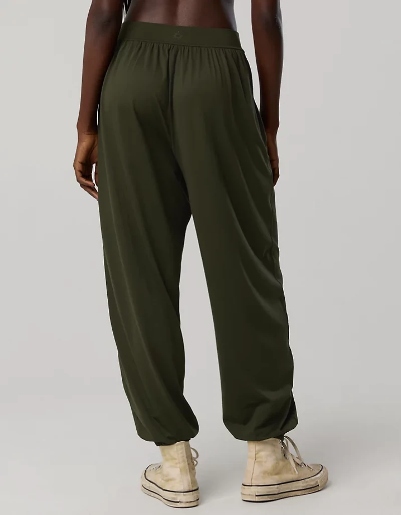 OFFLINE By Aerie The Hugger Go With Flow Baggy Jogger