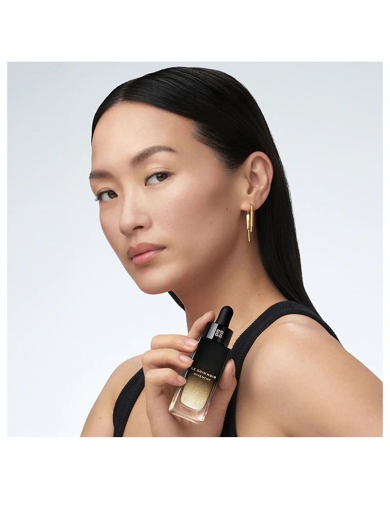Le Soin Noir Micro-Concentré Serum