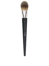 Fluid Foundation Brush n°11 – Light Coverage