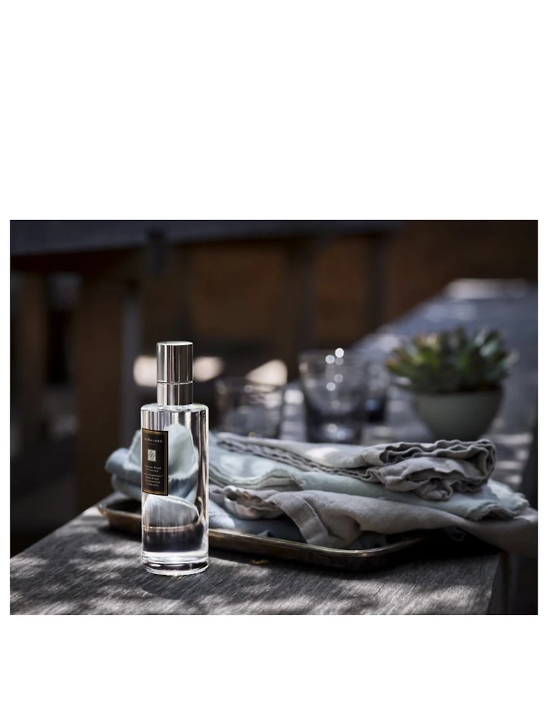 English Pear & Freesia Scent Surround™ Room Spray